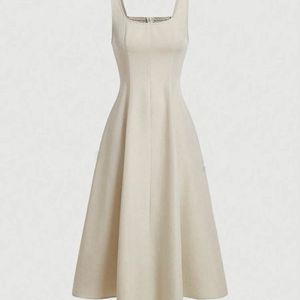 Scoop Neck Retro Style Midi Dress In Off-White