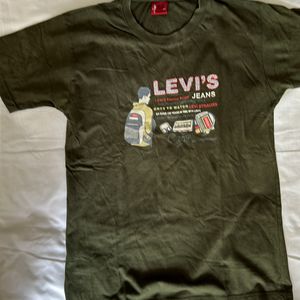 Boys XS Levis Half Sleeves T Shirt Olive Green