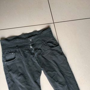 Girls Black Colour Jean