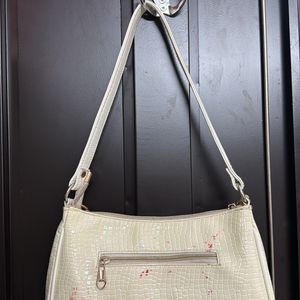 White Shoulder Bag