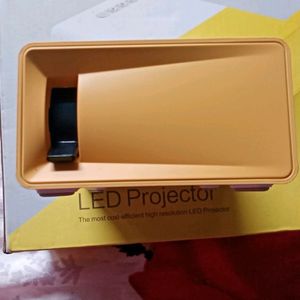 Led HD Projector With All The Cables And Back Pack