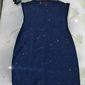 A navy blue coloured bodycon mini dress