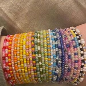 Beaded Bracelets 🏵️