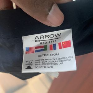 Arrow Original Shirt 38 Snug Fits