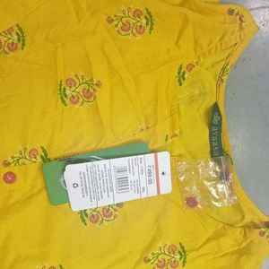 Yellow And Cream Straight Cotton Blend Kurti