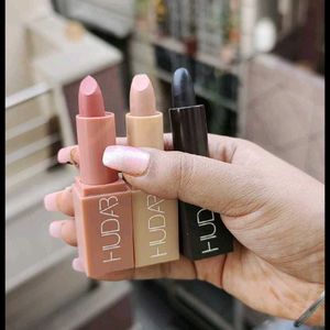 Huda Beauty Set Of 3 Lipstick Wholesale