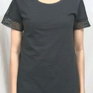 "Black Cotton T-Shirt with Design"