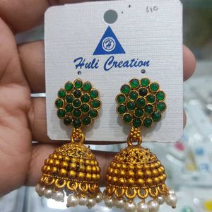 Jhumkas