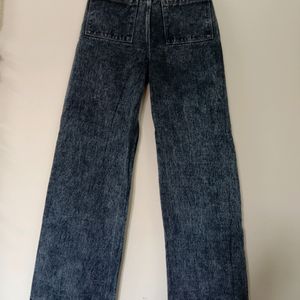 Straight Fit Jeans For Women's