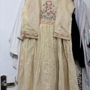 A Line Kurta With Flower