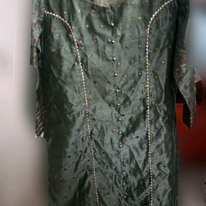 SHARARA SET.. 3 PC..NEW.. NEVER WORN.