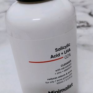 Minimalist 2% Salycelic Acid Facewash🩵