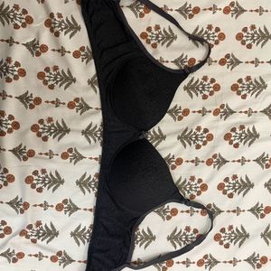 Black pedded T Shirt Bra