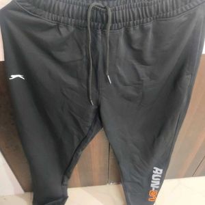 Slazenger Track Pants M Size