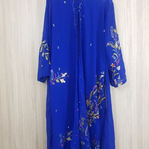 Sleeveless Kurta With Embroidered Shrug