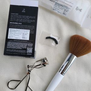 ELF Costmetics Lash Curler And Total Face Brush