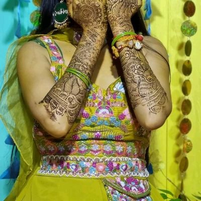 Taking booking for bridal... - Henna inspiration by Mehzabin | Facebook