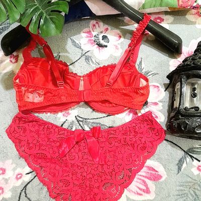 E Commerce Bra & Panty Photoshoot Services at Rs 450/piece in New Delhi
