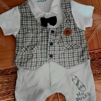 Amazon.com: Aulyffo Baby Boy Clothes 6-9 Months,Baby Boy Outfits Gentleman  Dress Long Sleeve Romper + Double Breasted Vest + Pants + Bow Tie 4Pcs Baby  Boy Suit Set Blue: Clothing, Shoes & Jewelry
