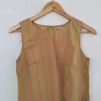 Buy Women's Tops , Shirts, and Tunics, Top wear for Women Online at Fabindia