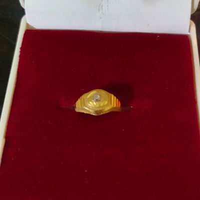 Modernistic Detailed 22 Karat Gold Box Ring