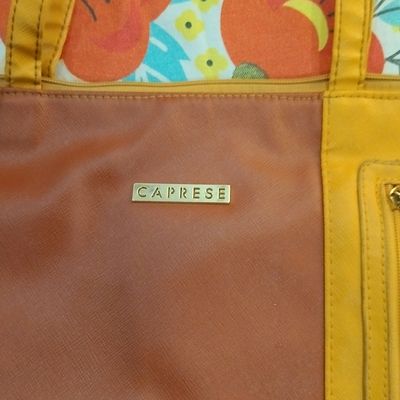 Caprese Cleo Satchel Medium – Caprese Bags