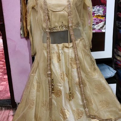 Golden Designer Party Wear Lehenga at Rs 5409 in Surat | ID: 23000172497