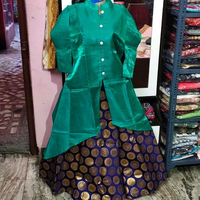 Karali Women Kurta Skirt Set - Buy Karali Women Kurta Skirt Set Online at  Best Prices in India | Flipkart.com