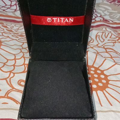 Titan Men's Edge Mineral Quartz Glass Slim Analog Wrist Watch Ultra Slim  with Leather Strap - Walmart.com