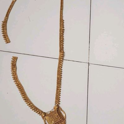 Broke a gold necklace. Anyone know if this is fixable? What the chain is  called or how much it'll maybe cost to fix? : r/jewelers