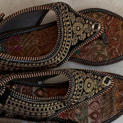 Punjabi Style Beautiful Wedding Jutti For Bridals 123 | Indian shoes,  Bridal shoes, Fashion shoes heels