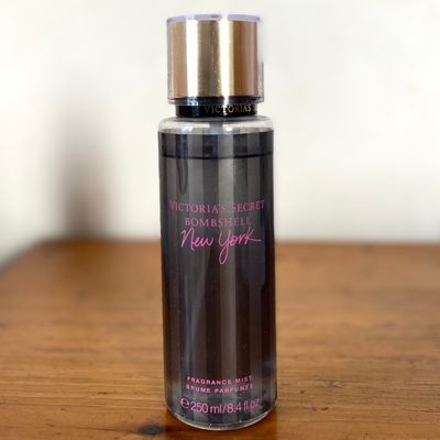 Shop VICTORIAS SECRET Victoria's Secret Bombshell Body Mist, 250ml