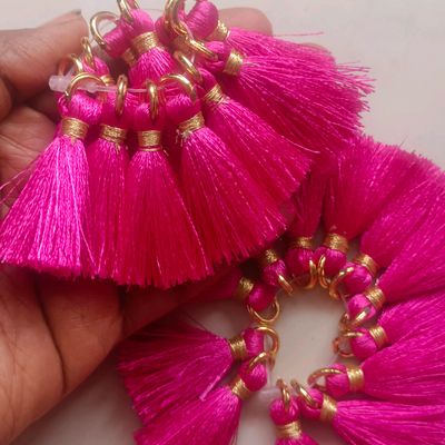 Tassels for Bridal Saree Pallu/Long Pearl KUCHULU for Saree DUPPATA Blouse/Handmade  Silk Thread Pearl Tassels for Saree GAGRA/LEHANGA and DUPPATA 6 Pairs (12)  Pieces (Pink) : Amazon.in: Clothing & Accessories