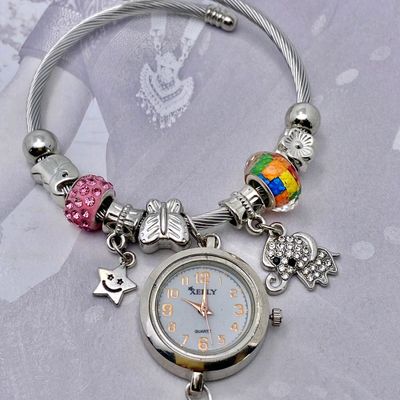 Ladies Bracelet Wrist Watch, Display Type : Analog at Rs 250 / Piece in  Rajkot | Jayant Sales Corporation