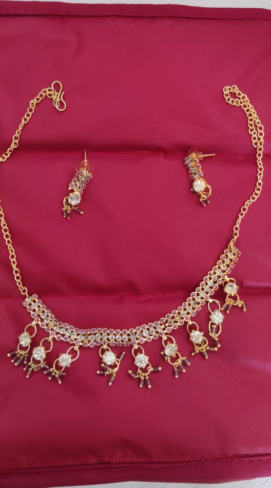 Necklace Set