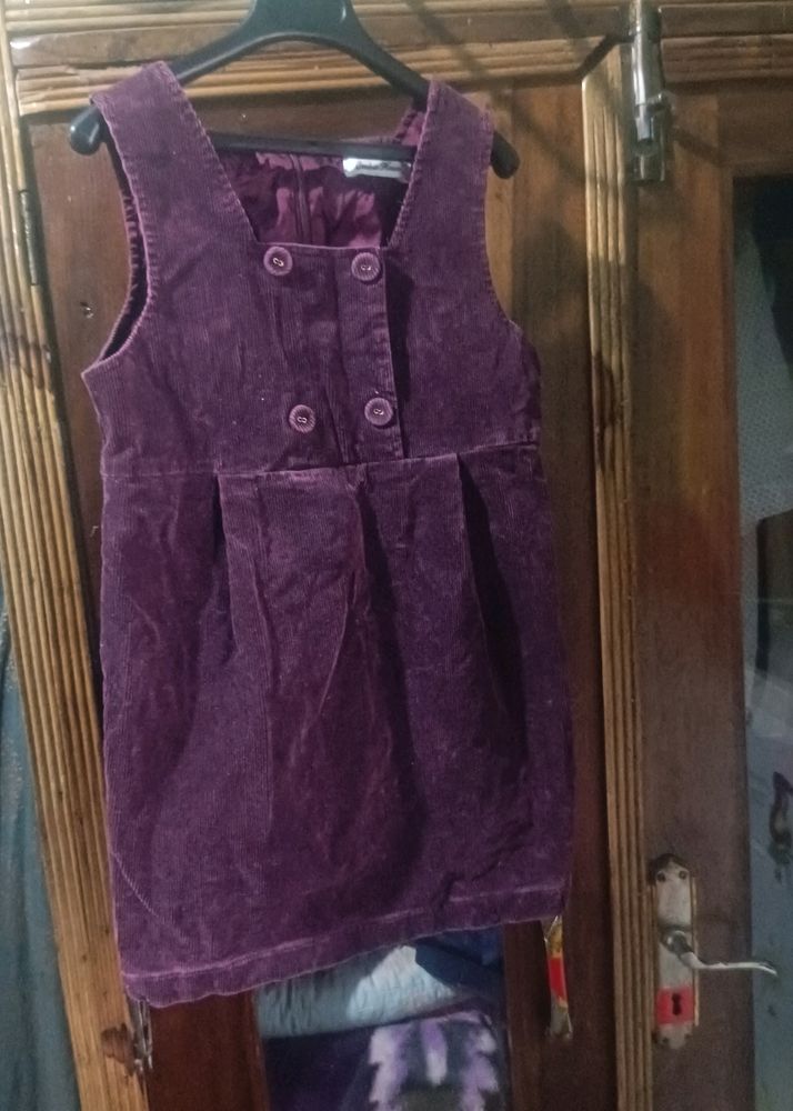 Valvet Dress Under 4 To 6 Years