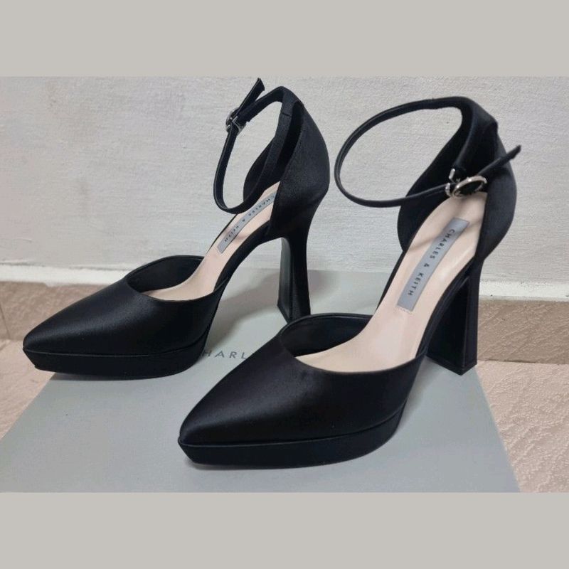 Ankle Strap D'Orsay Pumps