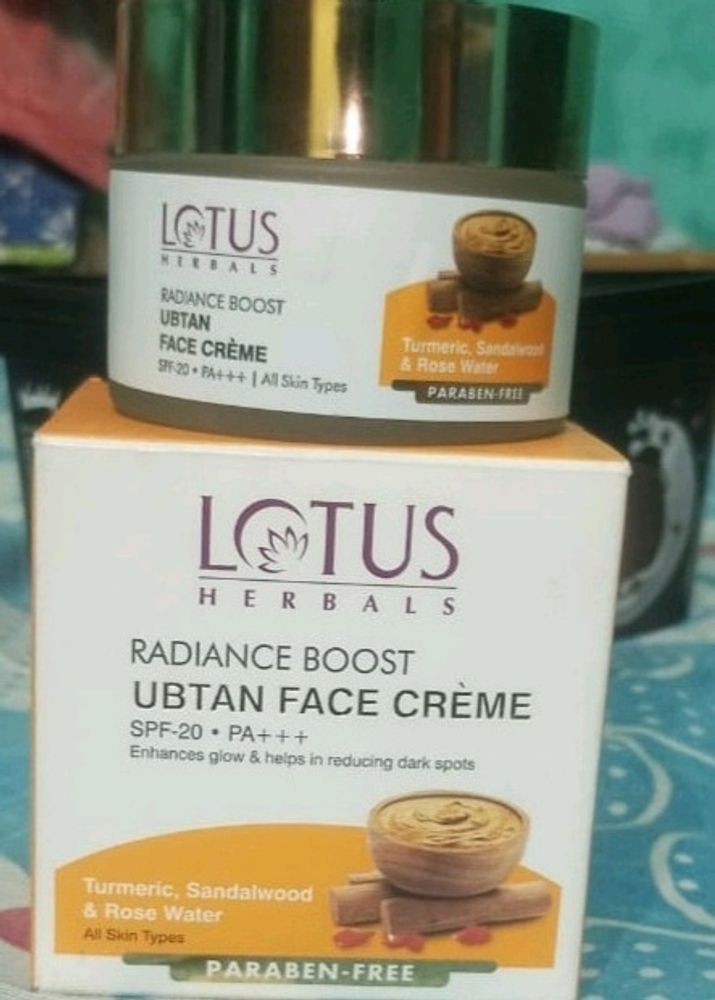 Lotus Herbal RADIANCE  BOOST Ubtan