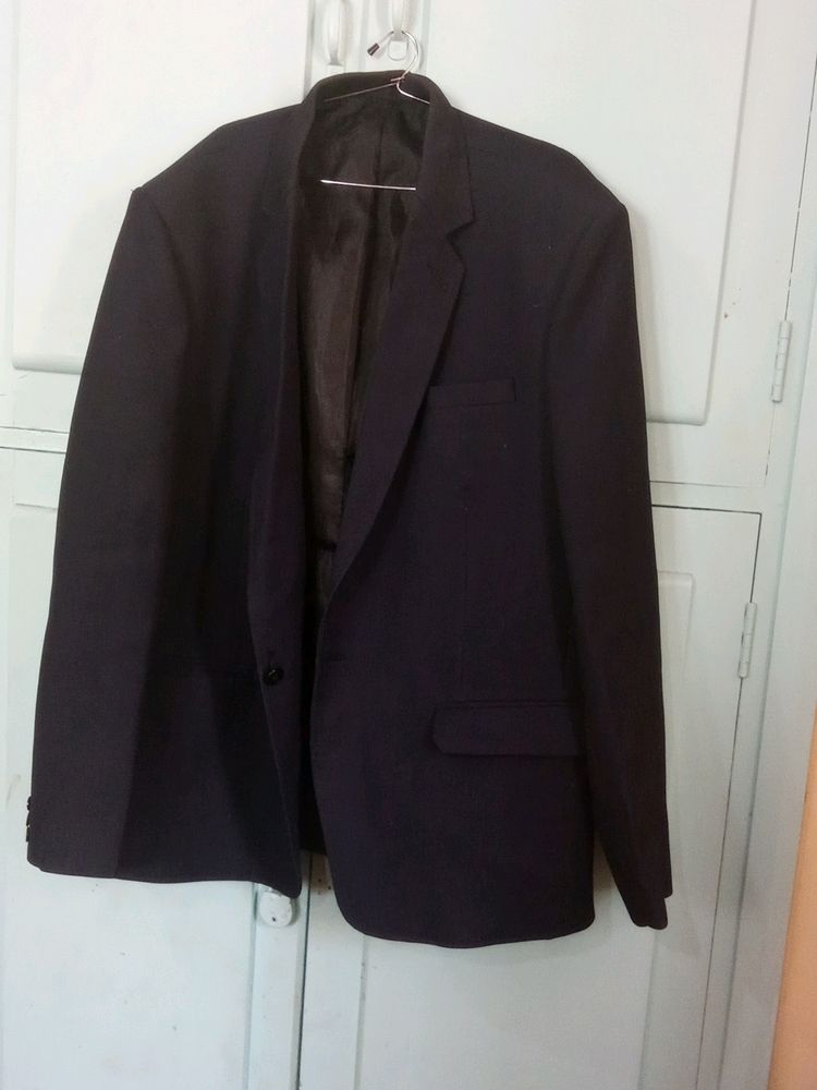 Full Size Dark Blue Men Blazer Only Once Use