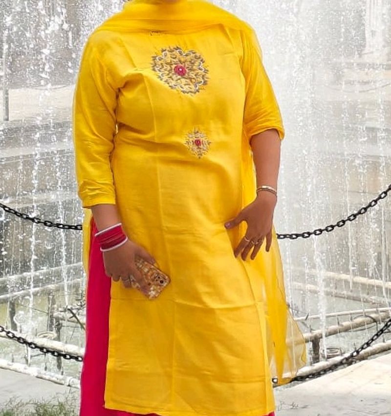 Silk kurti with organja dupatta