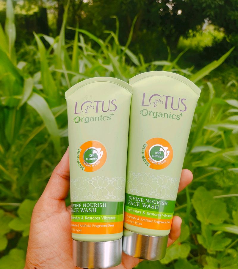 2 Lotus Organics Face Wash😍