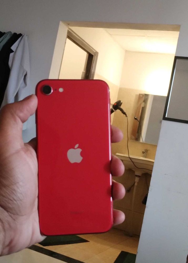 IPHONE SE 2, 64 GB RED COLOUR.