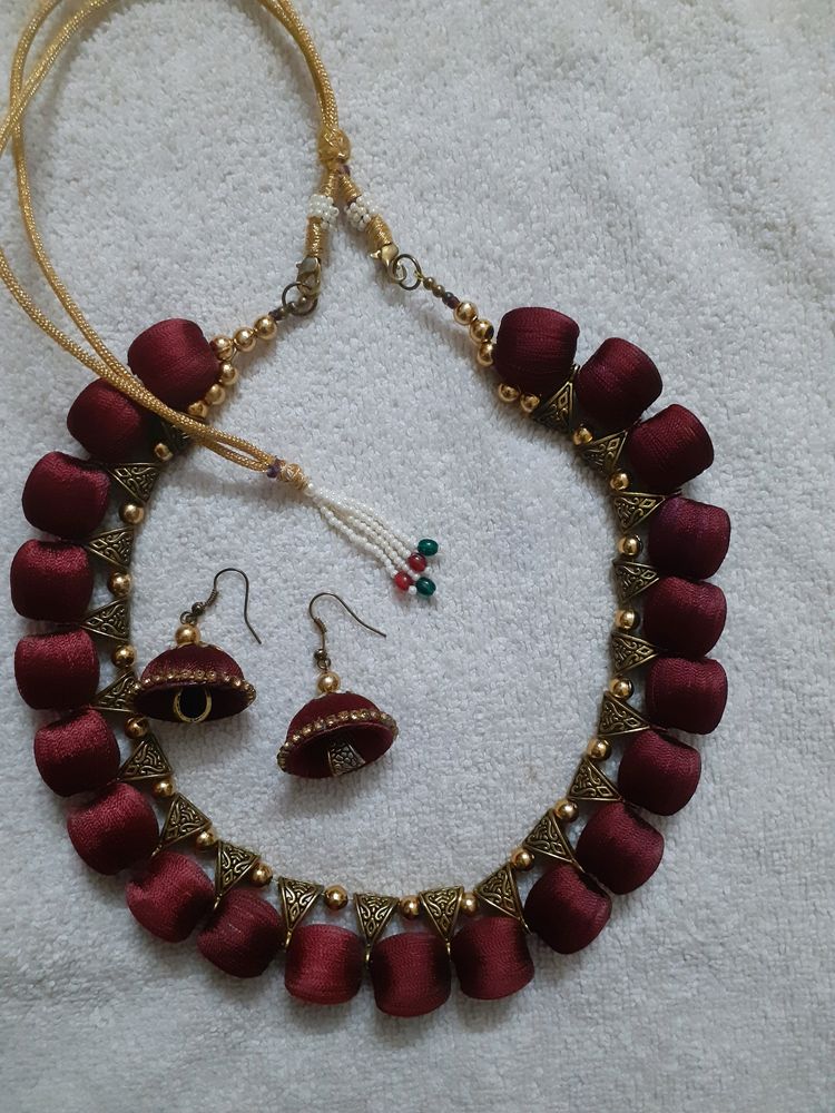 Handmade SilkThread Neckpiece With Earrings Maroon