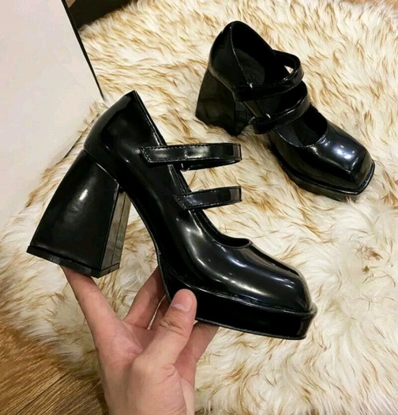 Mary Jane Platform Heels 👠