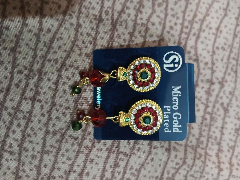 Red And Green Stone Earrings