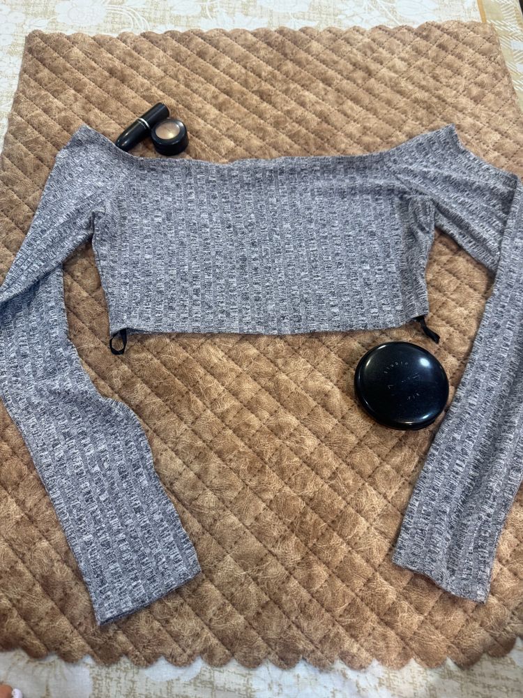 Grey Crop Top- Shein 👽