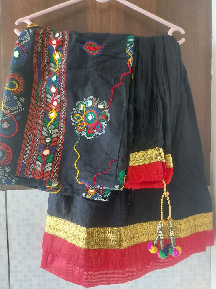 Black Lehanga And Work Dupatta