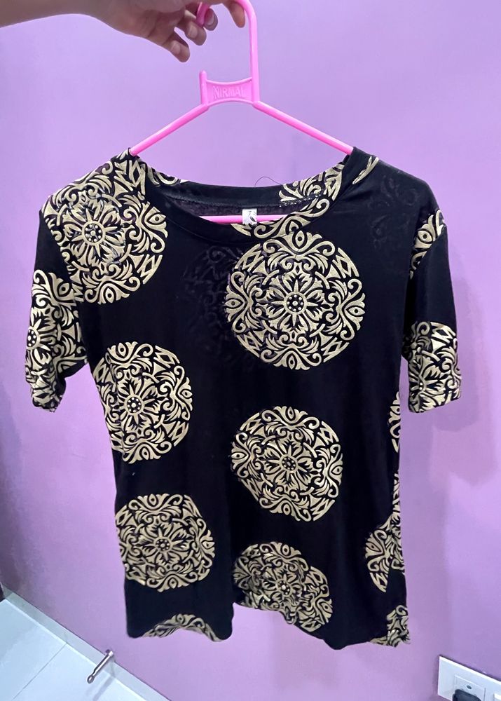 BLACK PARTY TOP FOR WOMEN