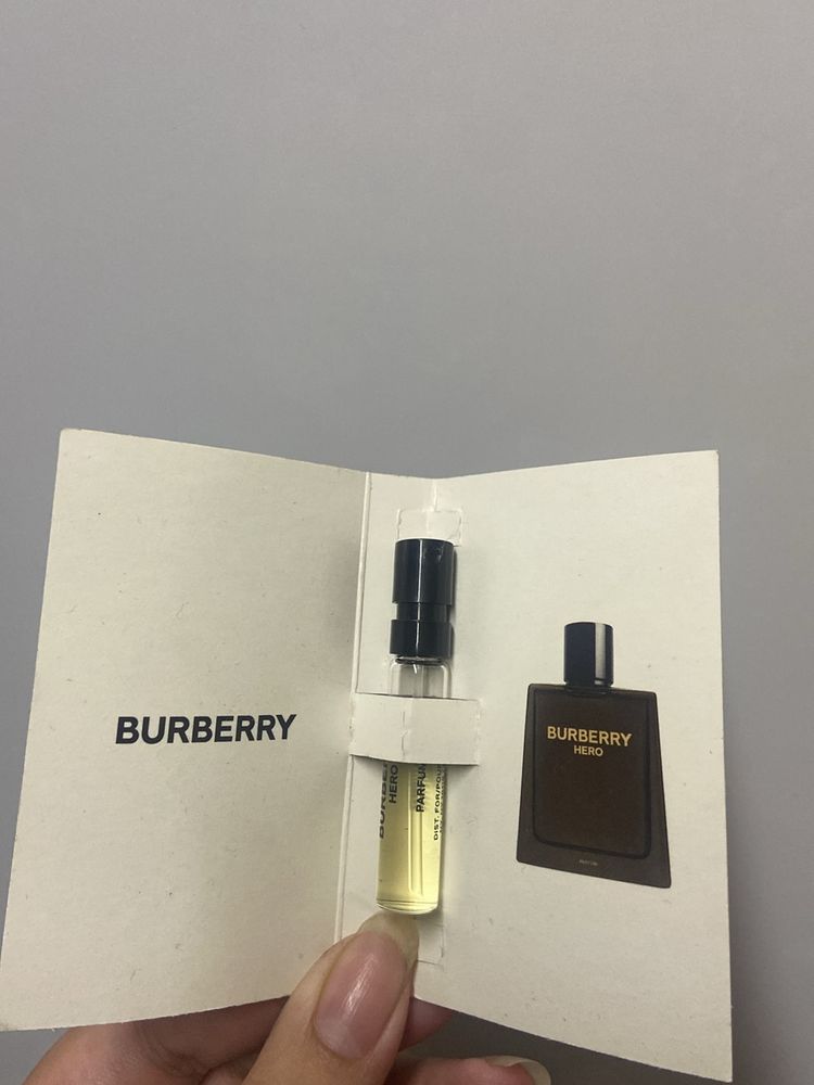 Burberry hero EDP vial