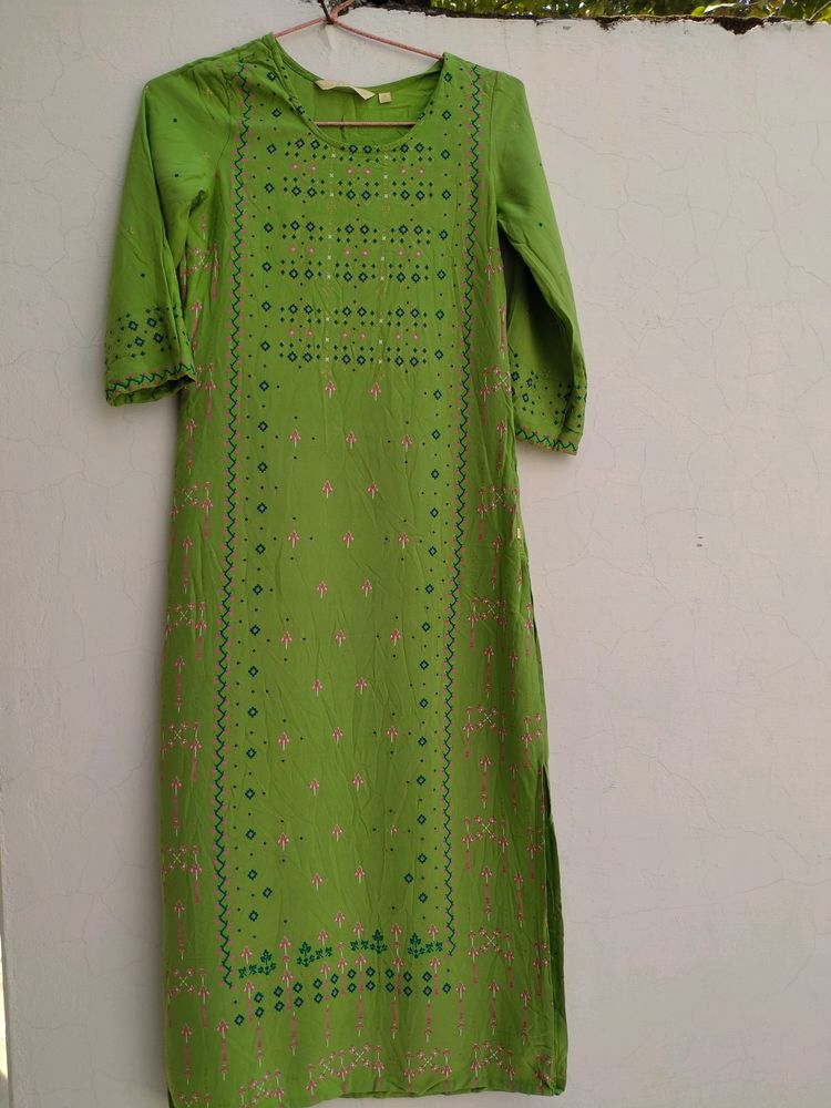 Women Avaasa Brand Kurti